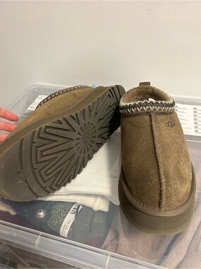 UGG Chestnut Suede Cozy Slip-On Clog